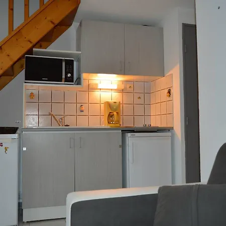 Maison Avec Terrasse Et Clim, Proche - Fr-1-225-825 *